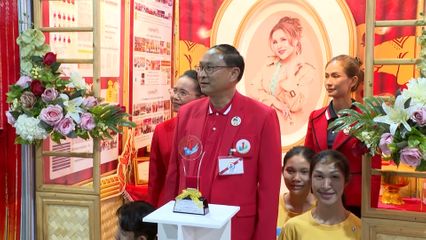 ทูลกระหม่อมหญิงอุบลรัตนราชกัญญา สิริวัฒนาพรรณวดี ทอดพระเนตรนิทรรศการการประกวดผลการดำเนินงานโครงการทูบี นัมเบอร์วัน ในงานมหกรรมรวมพลสมาชิกทูบี นัมเบอร์วัน ประจำปี 2568