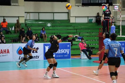 ประมวลภาพ วอลเลย์บอล แชมป์กีฬา 7HD 2025 : เทศบาล 1 (เอ็งเสียงสามัคคี) 0-3 กาญจนาภิเษกวิทยาลัย กระบี่