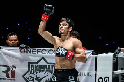 ONE ลุมพินี : คัมภีร์เทวดา สิทธิกุล ลับอาวุธครบมือ รอรับ เอลบรุส ออสมานอฟ สู่กติกามวยไทย