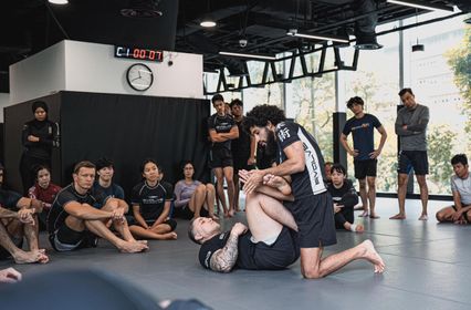 ONE Championship : “บอสชาตรี” เตรียมเปิดยิม “อีโวลฟ์” สาขาแรกในไทย ที่กรุงเทพฯ ปลายปีนี้