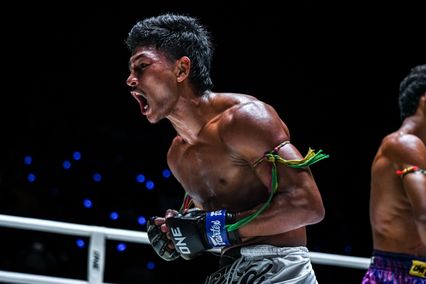 ONE ลุมพินี : ซ่อนรัก แฟร์เท็กซ์ วางแผนเด็ดแก้ทางพลังกำปั้น สมิงดำ เอ็นเอฟ.ลูกสวน