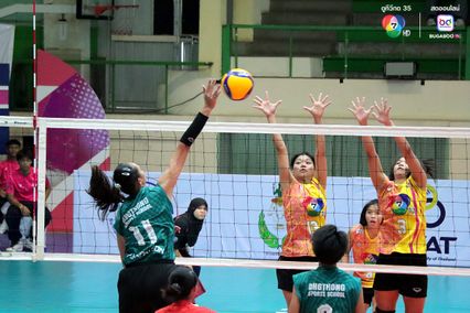 ประมวลภาพ วอลเลย์บอล แชมป์กีฬา 7HD 2025 : กีฬาจังหวัดอ่างทอง 2-3 เทพมงคลรังษี