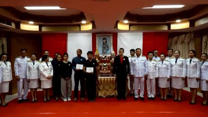 มูลนิธิทูบี นัมเบอร์วัน มอบเงินพระราชทานช่วยเหลือแก่ครอบครัว สมาชิกทูบี นัมเบอร์วัน จังหวัดศรีษะเกษ ที่เสียชีวิตจากสถานการณ์ความไม่สงบในพื้นที่จังหวัดชายแดนไทย-กัมพูชา