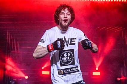 ONE ลุมพินี : มักซิม บักห์ทิน ประกาศน็อก เต็งหนึ่ง แฟร์เท็กซ์ ยืดไร้พ่าย 11 ไฟต์