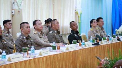 องคมนตรี ตรวจเยี่ยมโรงเรียนในโครงการกองทุนการศึกษา ที่จังหวัดกำแพงเพชร