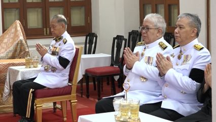 องคมนตรี เป็นผู้แทนพระองค์ไปในการบำเพ็ญพระราชกุศล 7 วัน พระราชทานศพ ศาสตราจารย์เกียรติยศ สงคราม ทรัพย์เจริญ