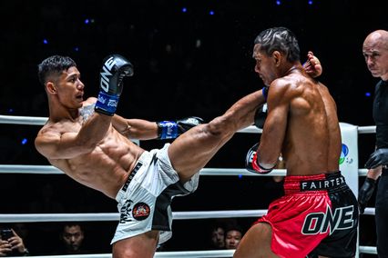 ONE ลุมพินี : เสกสรร อ.ขวัญเมือง ย้อนความหลัง 10 ปี ชม เสือแบล็ค ท.พราน49 สู้ไม่ถอยจนได้ดี