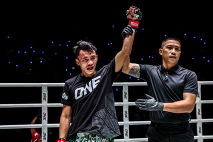 ONE ลุมพินี : 3 นักสู้ฟอร์มกระแทกใจ รับโบนัสรวม 1.05 ล้านบาท ศึก ONE ลุมพินี 128