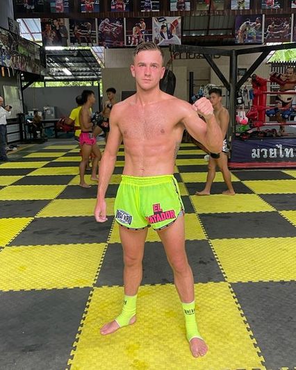 ONE Championship : ส่องเส้นทางมวยไทยของ “สตีเฟน เออร์วิน” จอมบู๊ผู้คว้าสัญญา ONE รายที่ 33