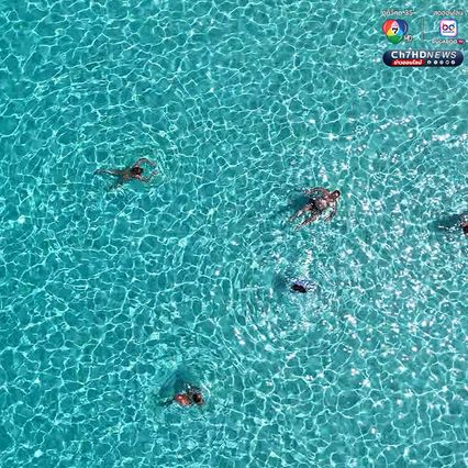 นักท่องเที่ยวสุดประทับใจ น้ำทะเลใสราวกับกระจก