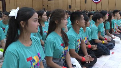 ทูลกระหม่อมหญิงอุบลรัตนราชกัญญา สิริวัฒนาพรรณวดี ทรงปิดค่ายพัฒนาสมาชิกทูบี นัมเบอร์วัน สู่ความเป็นหนึ่ง รุ่นที่ 33 และพระราชทานเกียรติบัตรแก่สมาชิกค่าย