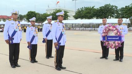 คณะบุคคล และประชาชน วางพวงมาลา พวงมาลัย และดอกไม้ ถวายสักการะพระบรมราชานุสาวรีย์ พระบาทสมเด็จพระจุลจอมเกล้าเจ้าอยู่หัว เนื่องในวัน “ปิยมหาราช” พุทธศักราช 2568