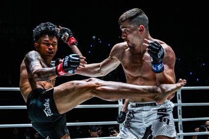 ONE ลุมพินี : นนทชัย จิตรเมืองนนท์ เบียดชนะ โซเนอร์ เซน ในศึก ONE ลุมพีนี 130