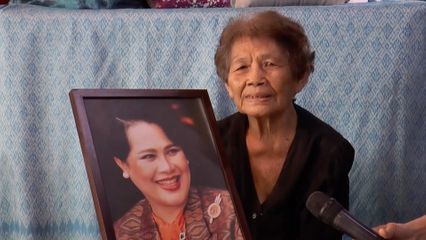 ภูมิใจ “พระพันปีหลวง” เลือกผ้าไหมโชว์ต่างแดน