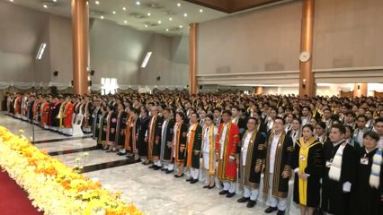 องคมนตรี เป็นผู้แทนพระองค์ไปในพิธีพระราชทานปริญญาบัตรแก่ผู้สำเร็จการศึกษา จากมหาวิทยาลัยราชภัฏเขตภาคกลาง และมหาวิทยาลัยสวนดุสิต ประจำปีการศึกษา 2566 เป็นวันที่ 2