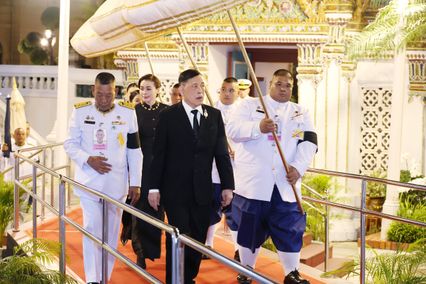 พระบาทสมเด็จพระเจ้าอยู่หัว และสมเด็จพระนางเจ้า ฯ พระบรมราชินี ทรงบำเพ็ญพระราชกุศลพระพิธีธรรมสวดพระอภิธรรมพระบรมศพ สมเด็จพระนางเจ้าสิริกิติ์ พระบรมราชินีนาถ พระบรมราชชนนีพันปีหลวง