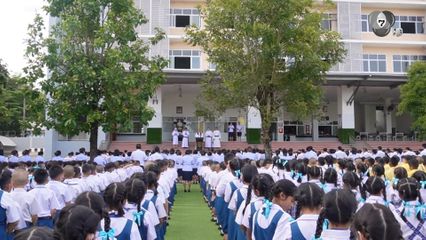 โรงเรียนจัดพิธีถวายความอาลัย พระพันปีหลวง