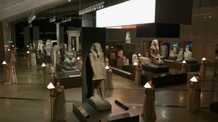 สมเด็จพระเจ้าลูกเธอ เจ้าฟ้าสิริวัณณวรี นารีรัตนราชกัญญา เสด็จแทนพระองค์ไปทรงร่วมพิธีเปิดพิพิธภัณฑ์แกรนด์อีจิปเชียน ณ กรุงไคโร สาธารณรัฐอาหรับอียิปต์