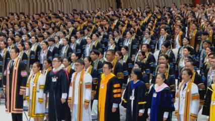 องคมนตรี เป็นผู้แทนพระองค์ ในพิธีพระราชทานปริญญาบัตรแก่ผู้สำเร็จการศึกษาจากมหาวิทยาลัยราชภัฏเขตภาคเหนือตอนล่าง ประจำปีการศึกษา 2566