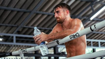 ONE Championship : โจนาธาน แฮ็กเกอร์ตี โชว์หลักฐานอาการเจ็บ เหตุถอนชก นาบิล อานาน ศึก ONE 173