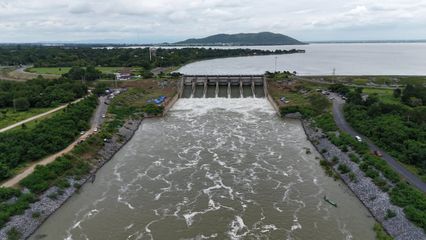 เขื่อนป่าสักชลสิทธิ์ เตรียมทยอยปรับเพิ่มระบายน้ำ หลังฝนตกต่อเนื่องเหนือเขื่อน