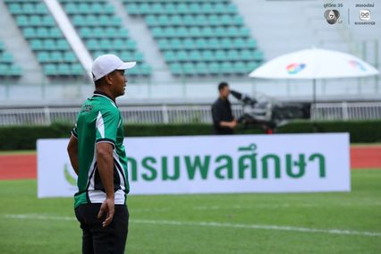 ประมวลภาพ ฟุตบอลนัดพิเศษ : รวมตัวตึง กระแสดัง แชมป์กีฬา 7HD 2-0 กสศ.