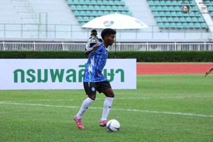 ประมวลภาพ ฟุตบอลนัดพิเศษ : รวมตัวตึง กระแสดัง แชมป์กีฬา 7HD 2-0 กสศ.