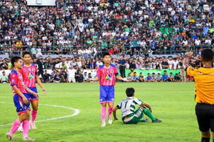 ประมวลภาพ ฟุตบอล แชมป์กีฬา 7HD 2025 : หมอนทองวิทยา 1-2 องค์การบริหารส่วนจังหวัดชัยนาท