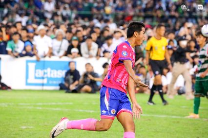 ประมวลภาพ ฟุตบอล แชมป์กีฬา 7HD 2025 : หมอนทองวิทยา 1-2 องค์การบริหารส่วนจังหวัดชัยนาท