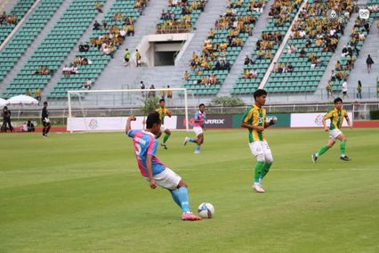 ประมวลภาพฟุตบอลจตุรมิตรสามัคคี ครั้งที่ 31 : เทพศิรินทร์ 3-1 สวนกุหลาบวิทยาลัย