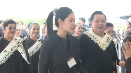 พสกนิการเข้ากราบถวายพระบรมศพ