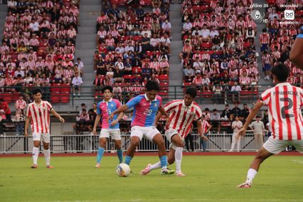ประมวลภาพฟุตบอลจตุรมิตรสามัคคี ครั้งที่ 31 : อัสสัมชัญ 1-0 สวนกุหลาบวิทยาลัย