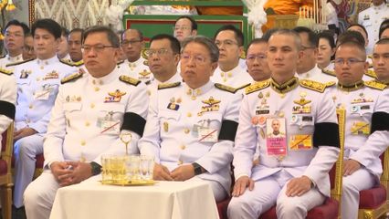 พระราชวงศ์ และองคมนตรี ไปในการบำเพ็ญพระราชกุศลถวายพระบรมศพ สมเด็จพระนางเจ้าสิริกิติ์ พระบรมราชินีนาถ พระบรมราชชนนีพันปีหลวง