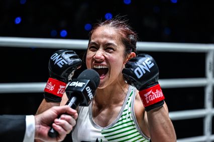 ONE ลุมพินี : อิสไลย์ - ฮิวกะ ฟอร์มแจ่มแท็กทีมคว้าโบนัส ศึก ONE ลุมพินี 134