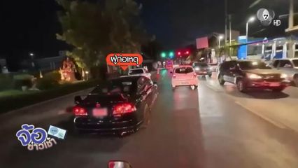 รถเก๋งซิ่งระห่ำ กลัวตำรวจจับ ไม่มีใบขับขี่