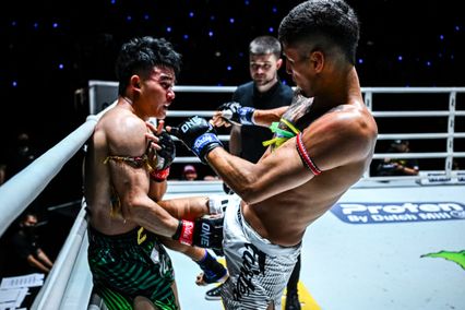 ONE ลุมพินี : จูลิโอ โลโบ มาแกร่งชนะแต้ม “วรพล”, “ลำน้ำมูลเล็ก” เปิดตัวคิกบ็อกซิ่งปัง ในศึก ONE ลุมพินี 135