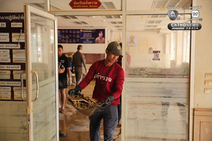 เปิดภาพโรงพักหาดใหญ่ สภาพหลังเจอน้ำท่วม 3 เมตร บิ๊กคลีนนิ่งวันนี้ เตรียมพร้อมเปิดให้บริการประชาชน