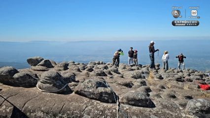 โรยตัวเก็บขยะ อุทยานแห่งชาติภูหินร่องกล้า