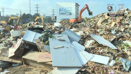 กองเท่าภูเขา ขยะน้ำท่วมหาดใหญ่เริ่มส่งกลิ่น