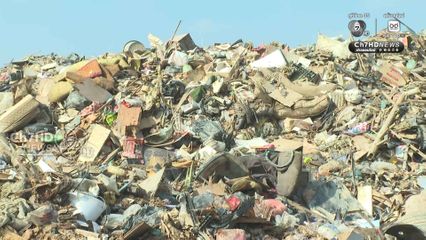 กองเท่าภูเขา ขยะน้ำท่วมหาดใหญ่เริ่มส่งกลิ่น