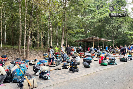 ภูกระดึงคึกคักต้อนรับนักท่องเที่ยวทะลุ 2,500 คน สัมผัสอากาศหนาว 13 องศาฯ