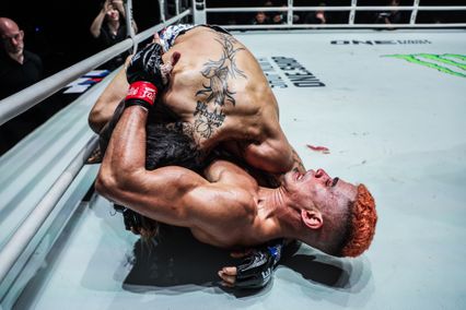ONE Championship : เอ็งค์-ออร์กิล บาร์ทาคู โค่น ฟาบริซิโอ อานดราเด ขึ้นแท่นแชมป์คนใหม่