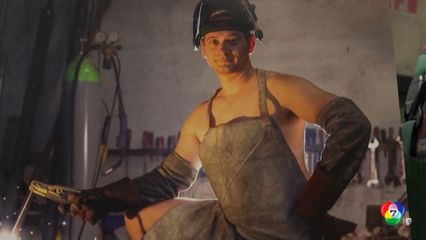 โรงงานเหล็กฮังการี ออกปฏิทินคนงานเพื่อการกุศล