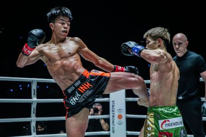 ONE ลุมพินี : เด็ดดวงเล็ก ทีเด็ด99 เล็งหยุดความแรง ชิมอน ในศึกใหญ่ ONE ลุมพินี 137