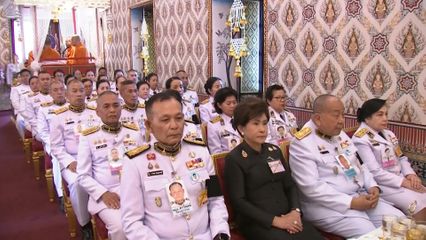 พระราชวงศ์ และองคมนตรี เป็นประธานในการบำเพ็ญพระราชกุศลถวายภัตตาหารเช้าแด่พระพิธีธรรม ที่สวดพระอภิธรรมพระบรมศพ สมเด็จพระนางเจ้าสิริกิติ์ พระบรมราชินีนาถ พระบรมราชชนนีพันปีหลวง