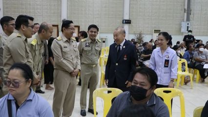 โรงพยาบาลจุฬาภรณ์ จัดหน่วยแพทย์พระราชทานให้บริการตรวจสุขภาพประชาชนที่จังหวัดนครนายก และเชิญผ้าห่มกันหนาวพระราชทานไปมอบแก่ประชาชนในจังหวัดลำปาง