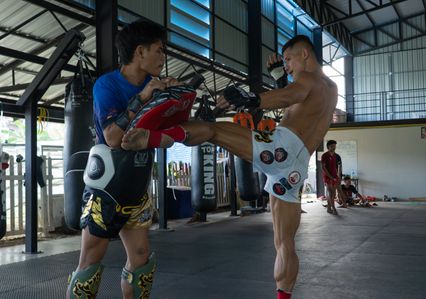 ONE ลุมพินี : เสือแบล็ค ท.พราน 49 โชว์ฟิตก่อนบู๊ ปกรณ์ พีเค.แสนชัย ศึก ONE ลุมพินี 137