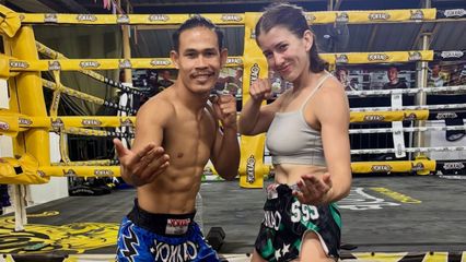 ONE ลุมพินี : ซื่อสัตย์ มานพยิม ย้อนเส้นทางรัก ซาราห์ โกเยร์ ก่อนจูงมือล่าชัยศึก ONE ลุมพินี 136