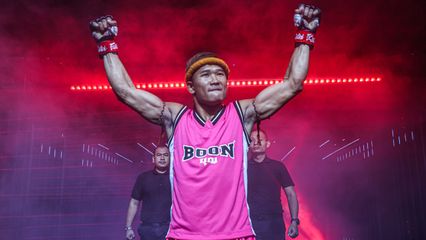 ONE ลุมพินี : กุหลาบดำ สจ.เปี๊ยกอุทัย เชื่อดวล ปตท. อภิชาติฟาร์ม เกมเดือดไฟลุก