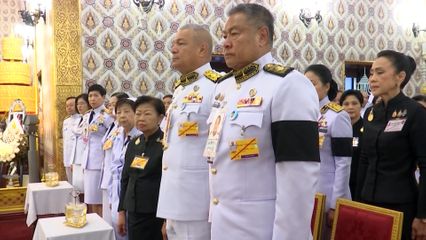 พระราชวงศ์และองคมนตรี เสด็จไป และไปในการบำเพ็ญพระราชกุศลถวายพระบรมศพ สมเด็จพระนางเจ้าสิริกิติ์ พระบรมราชินีนาถ พระบรมราชชนนีพันปีหลวง